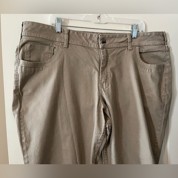 Lee Riders Tan Khaki Cotton Spandex Blend Pants Women’s Size 22W - Picture 8 of 16